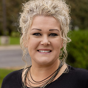 samantha-conrad-hometown-bank-lesueur-mn Samantha Conrad, HomeTown Bank LeSueur